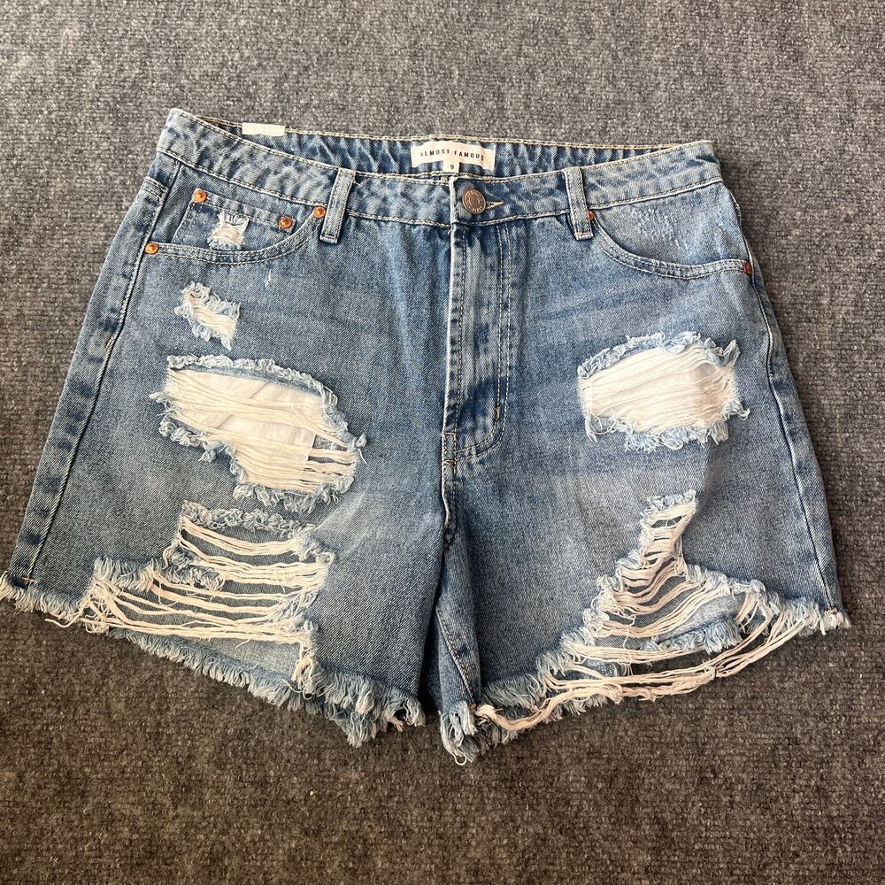 Almost Famous Denim Shorts Womens Size 9 Distressed Frayed Hem Festival Jean